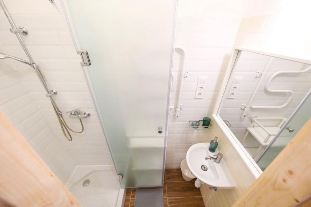 2 Bedroom Flat In Nyar Str., Boutique Budapešť Exteriér fotografie