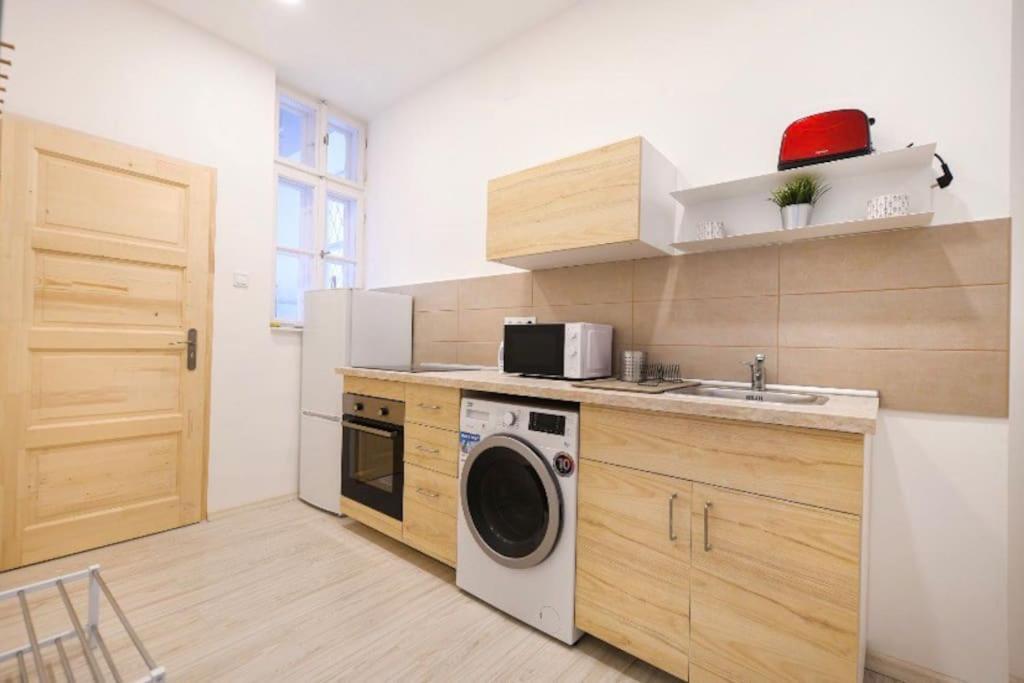2 Bedroom Flat In Nyar Str., Boutique Budapešť Exteriér fotografie